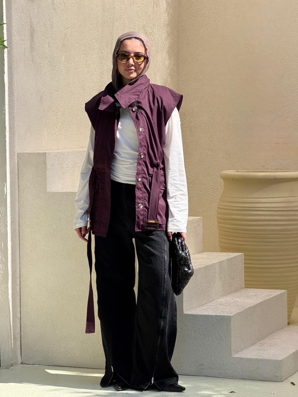 Belted Collar Vest in burgundy