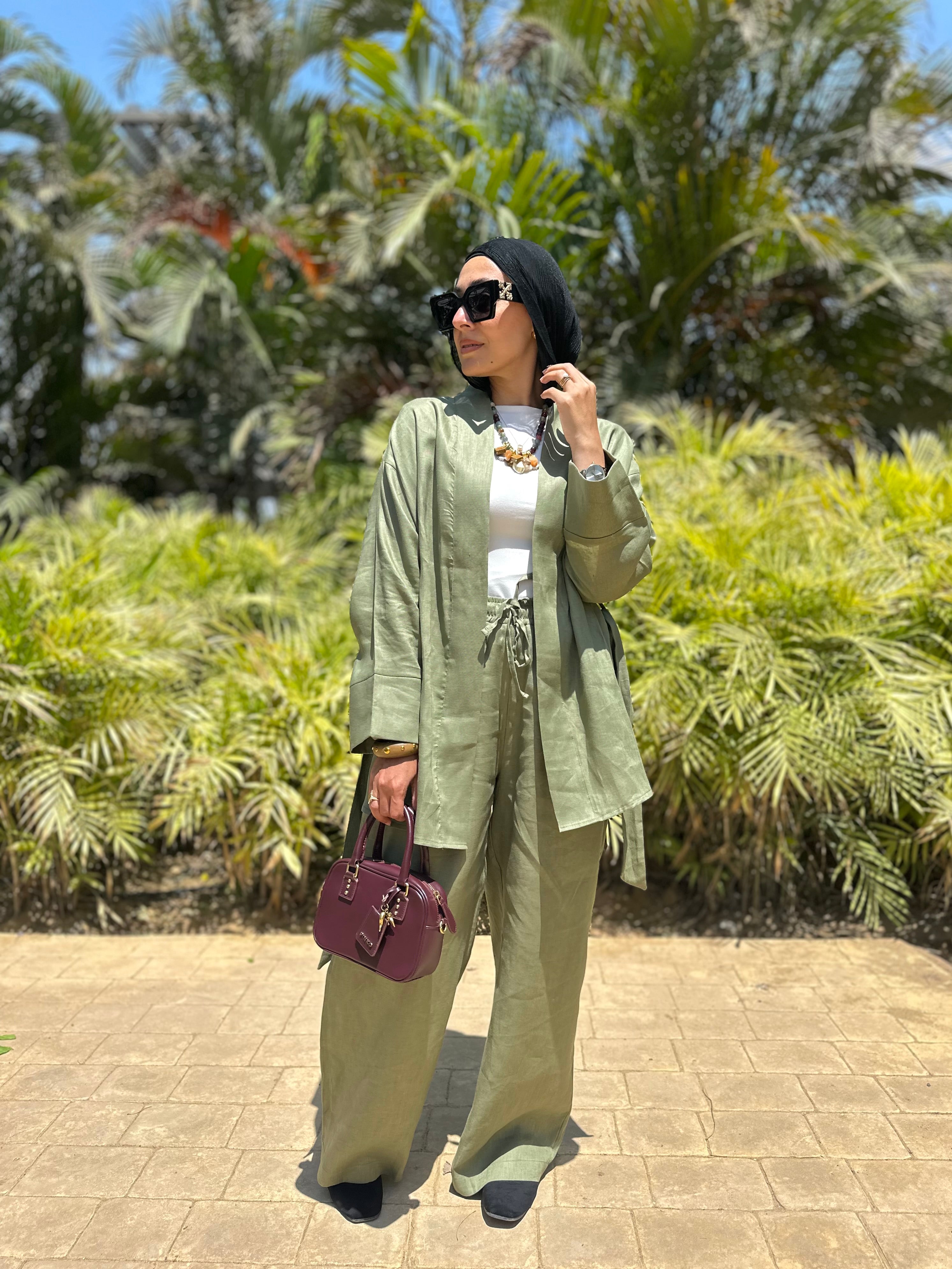 Pure linen set in olive