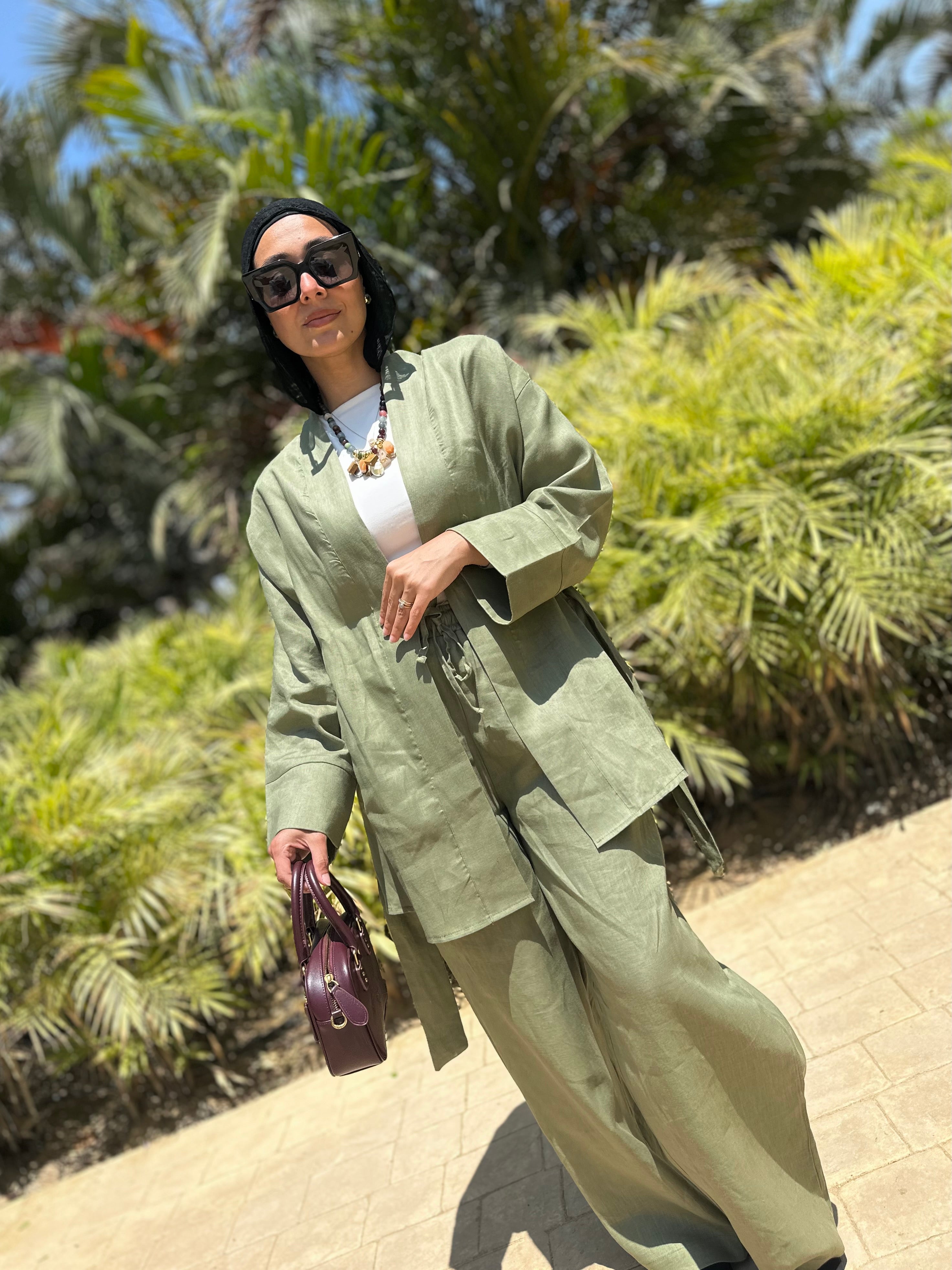 Pure linen set in olive