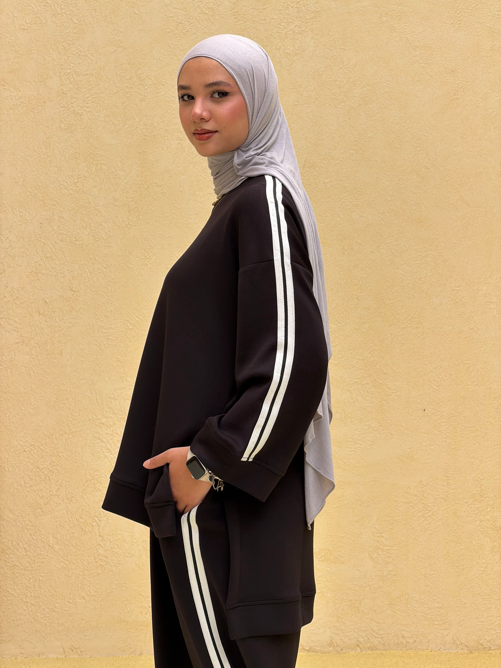 Double line set black