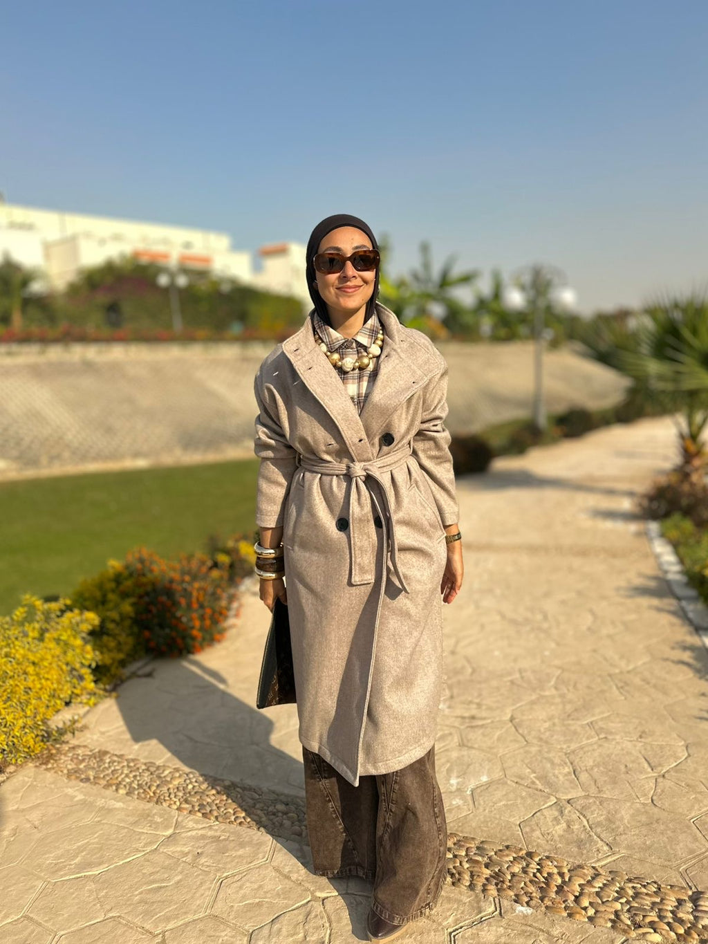 Soft wool coat in cafe