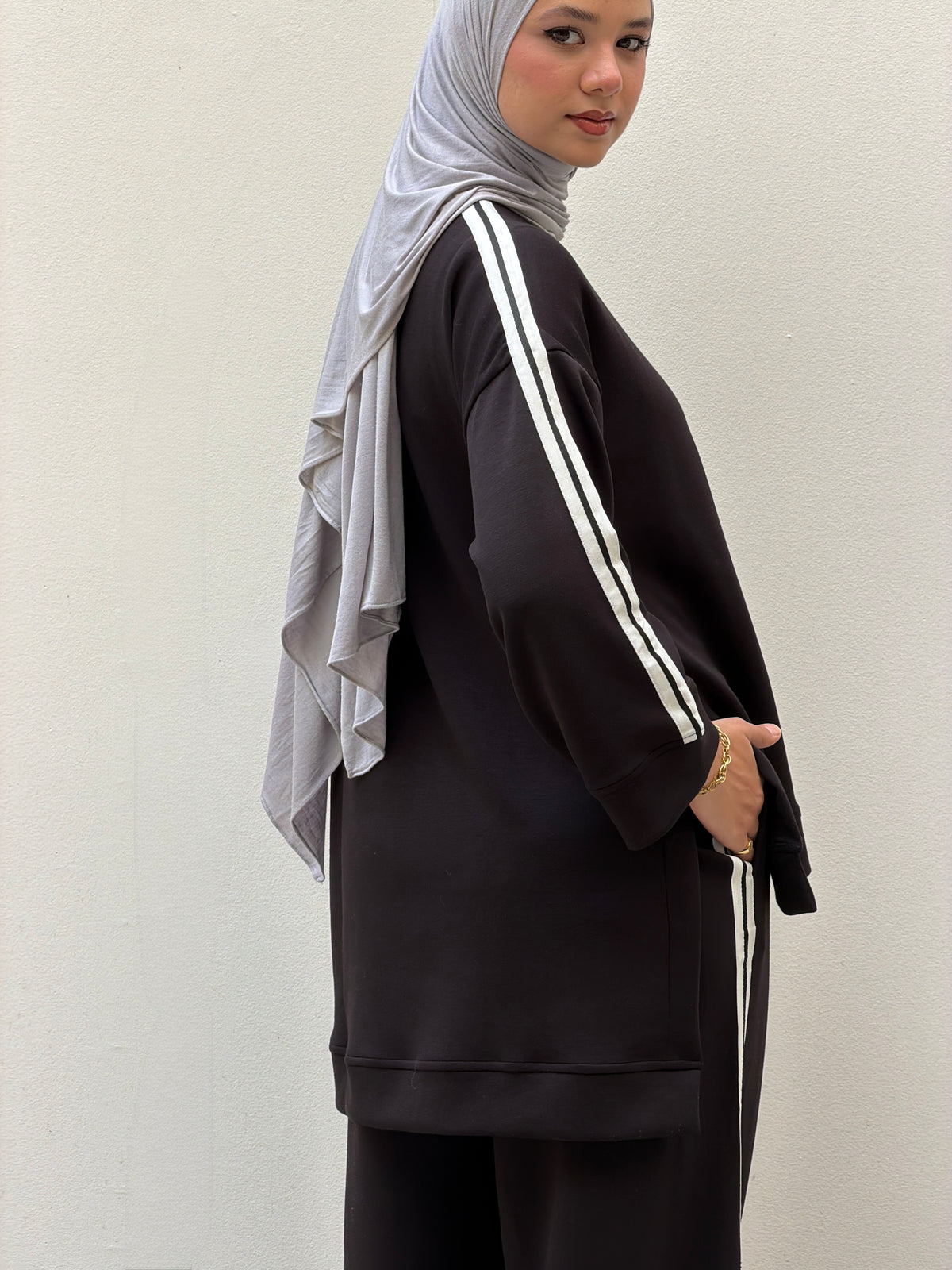 Double line set black
