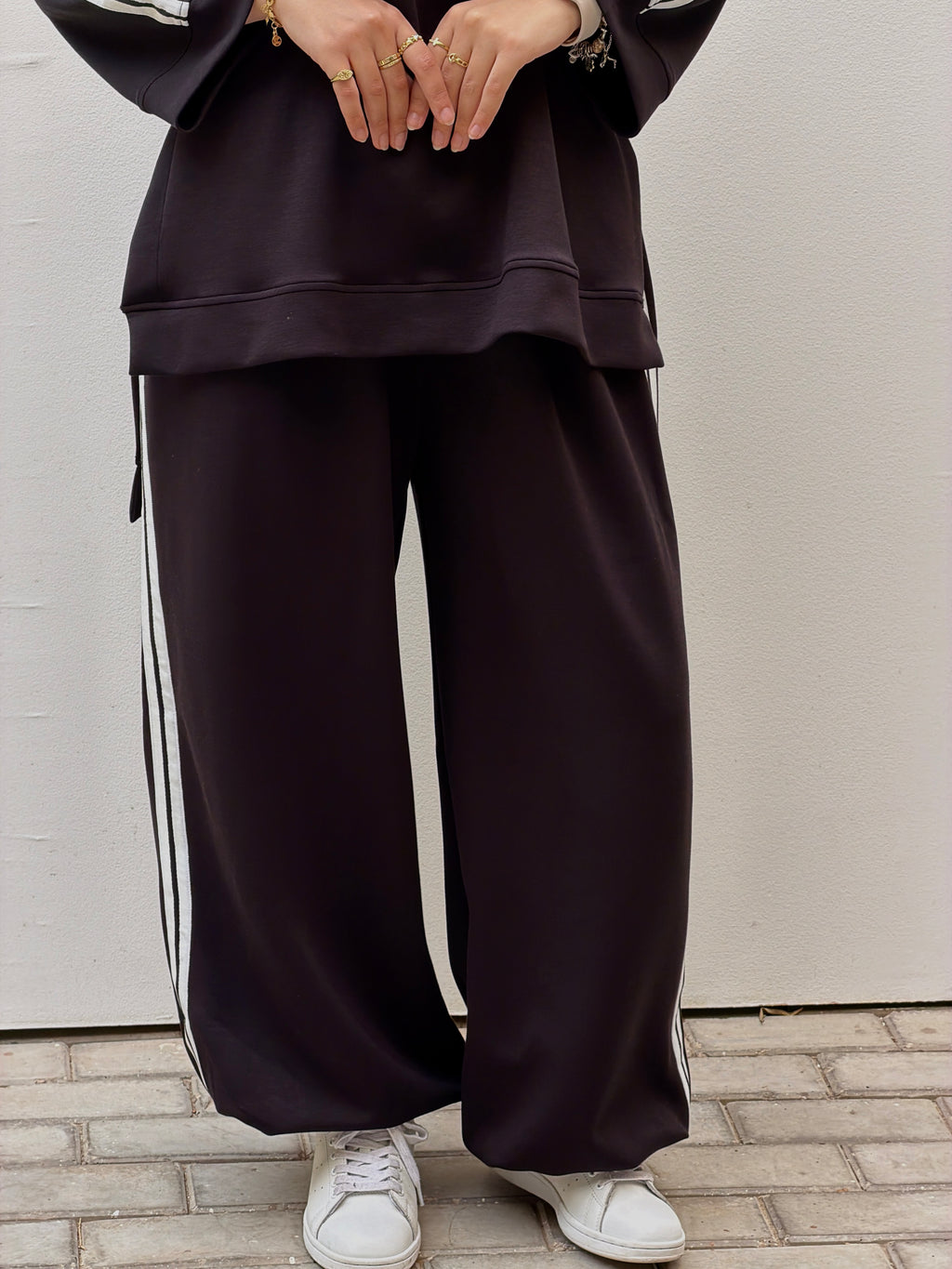 Double line set black