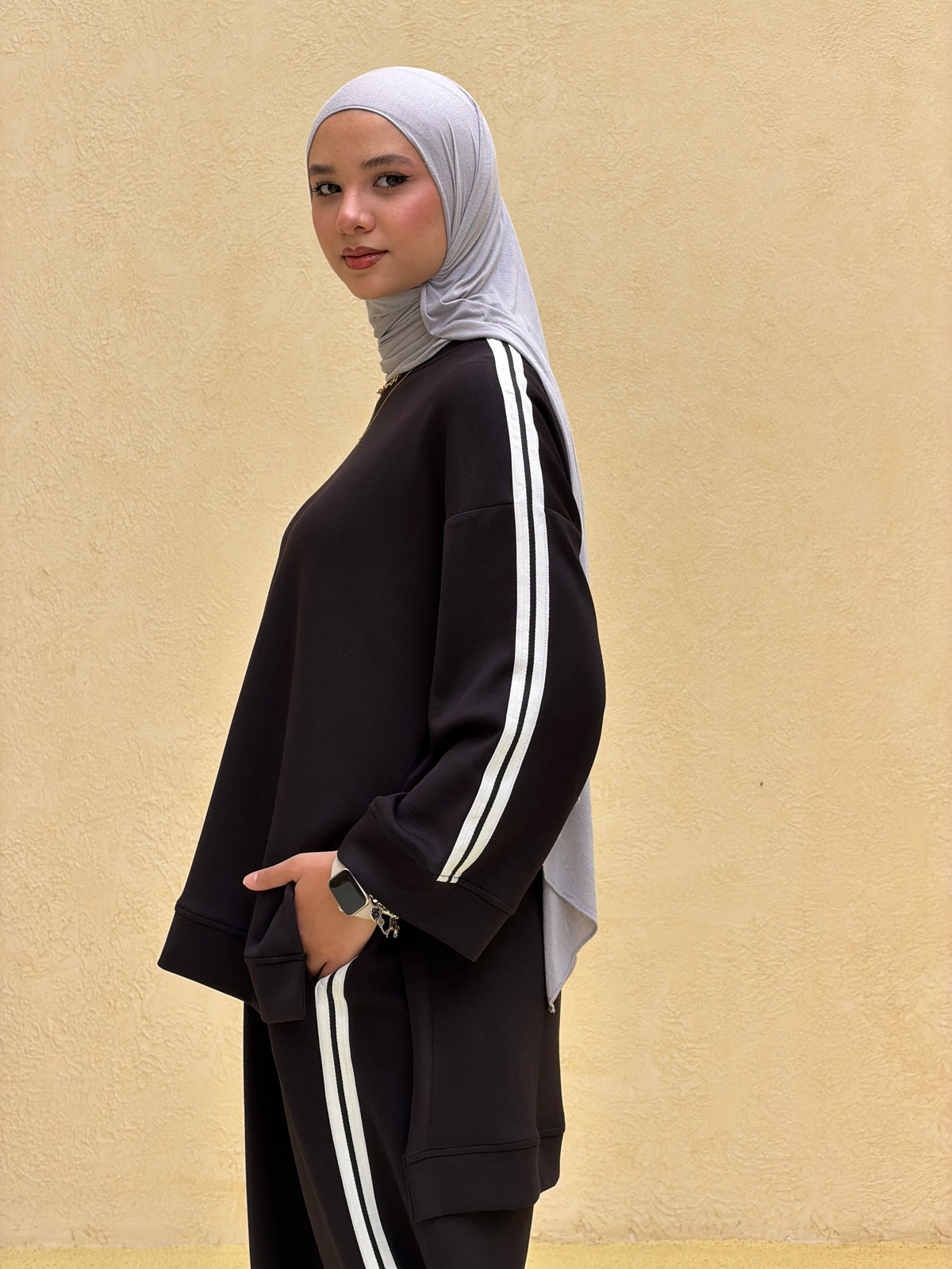 Double line set black