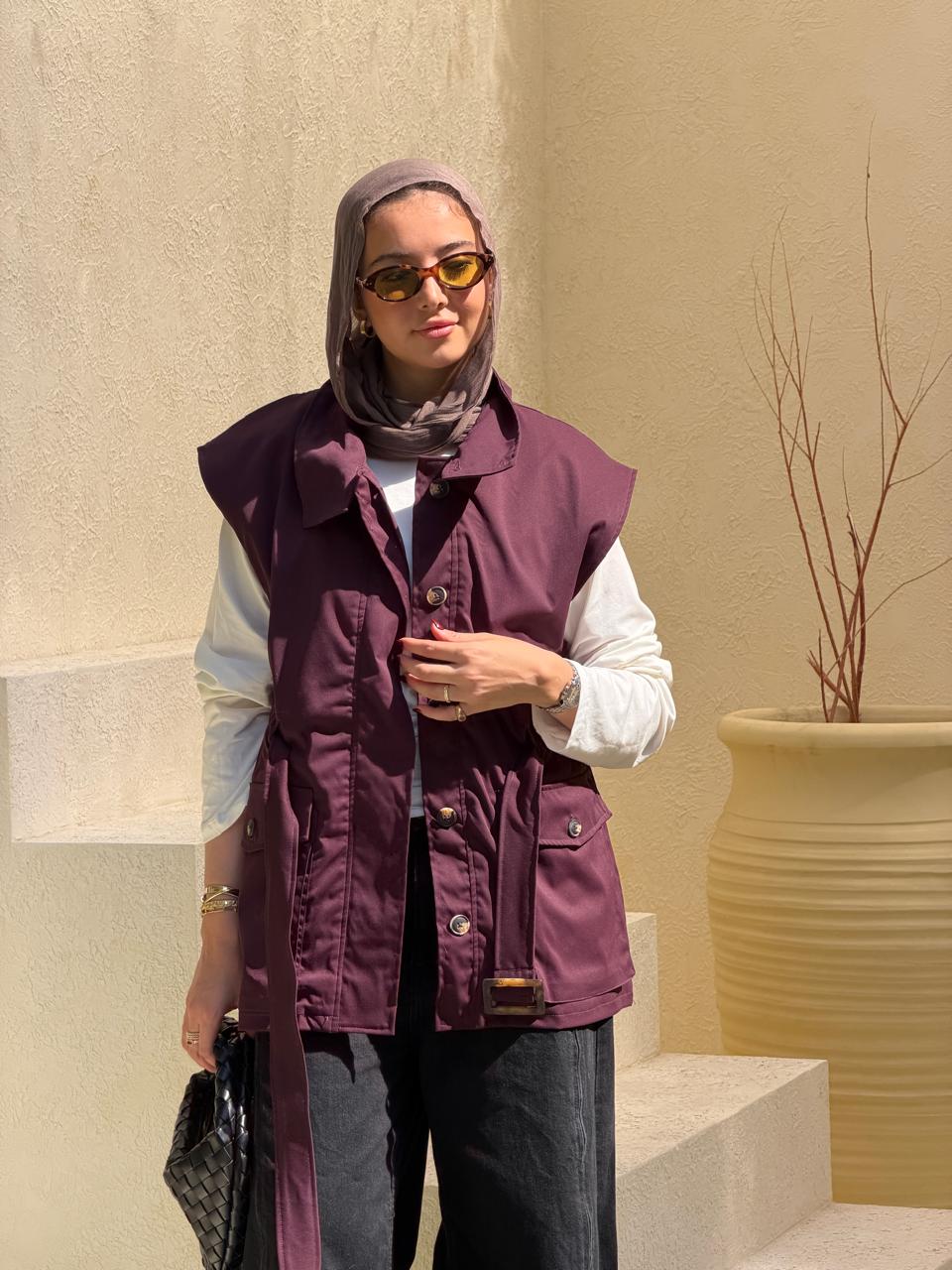 Belted Collar Vest in burgundy
