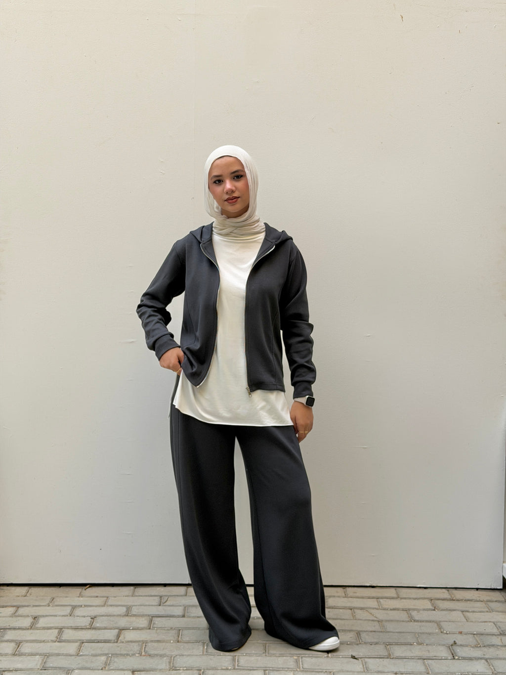 Comfy set in charcoal grey