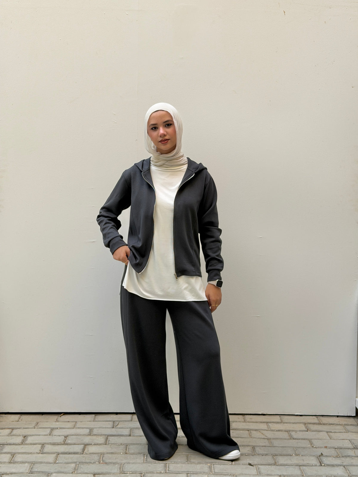 Comfy set in charcoal grey